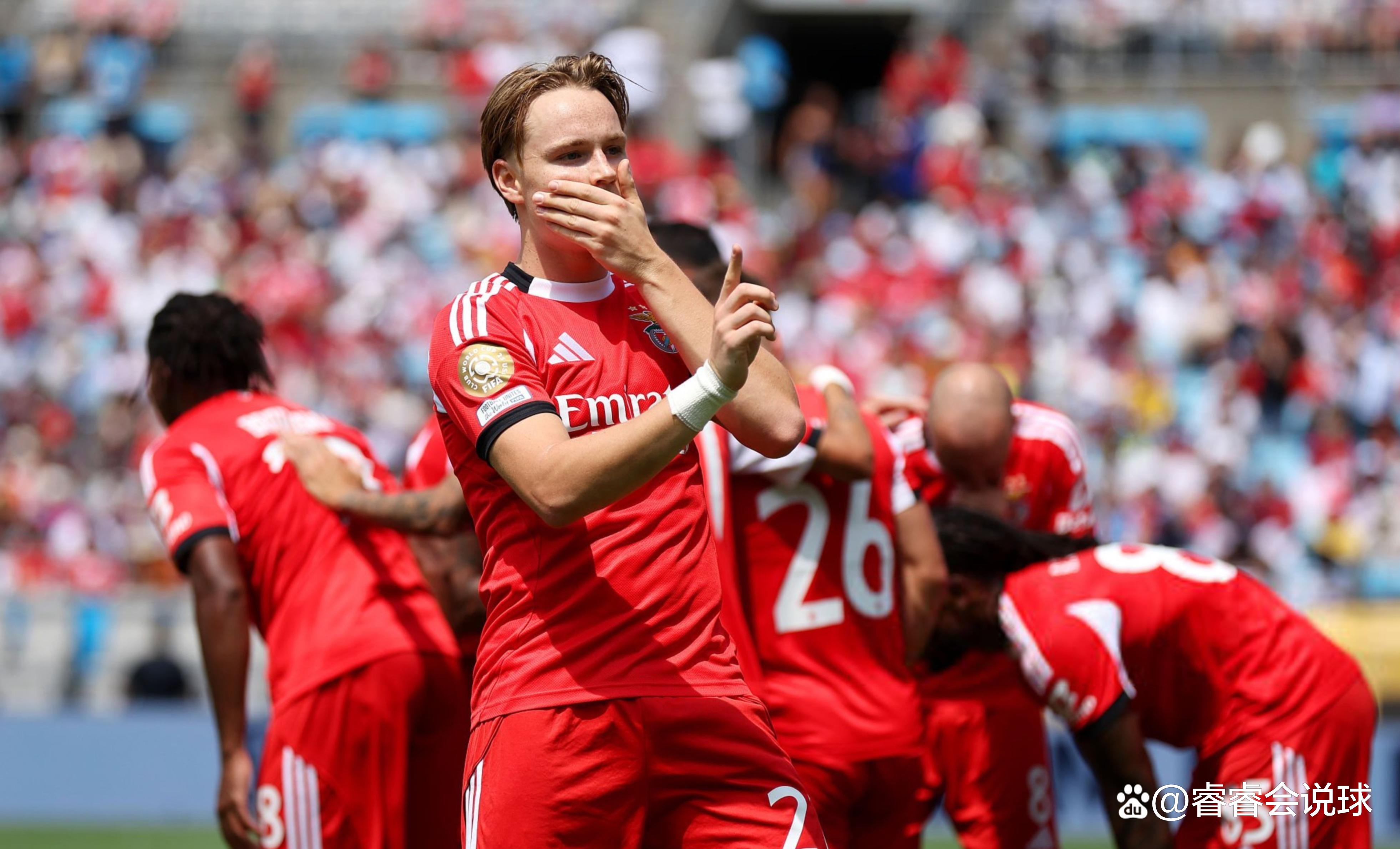 亚博-拜仁核心球员被曝转会传闻，引球迷热议，学习地区.-亚博