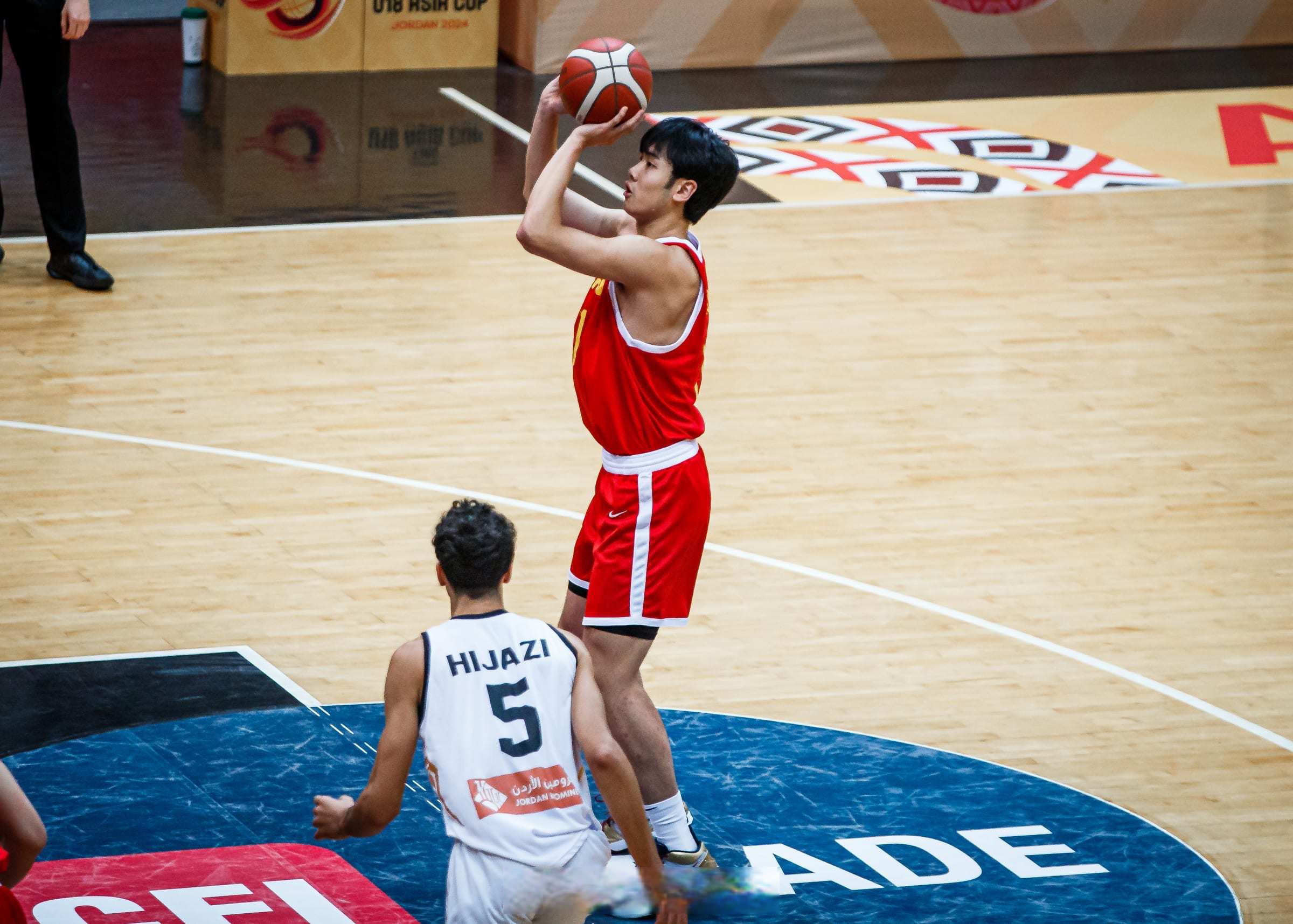 Yabo Sports-犹他爵士训练开放日；清晨绝杀压哨引欢呼；法国杯在即；阵容厚度经受考验的简单介绍-Yabo Sports